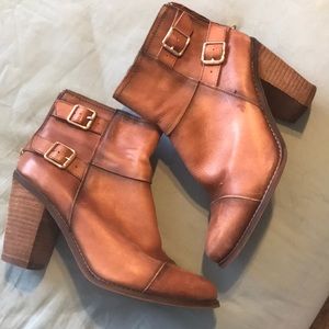 Jessica Simpson booties 7.5